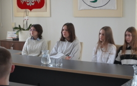 Uczestnicy podczas sesji