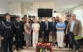 Zdjęcie grupowe uczestnik&oacute;w spotkania