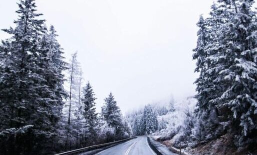 Grafika poglądowa oblodzenia drogi