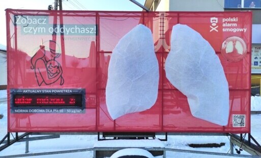 Zdjęcie do Od tygodnia w ramach kampanii &bdquo;Zobacz, czym oddychasz&rdquo; goszczą u nas &bdquo;Mobilne Płuca&rdquo; Polskiego Alarmu Smogowego.