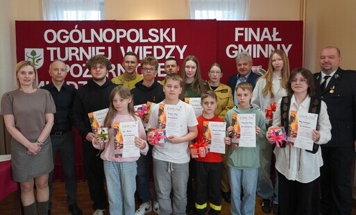 Zdjęcie do Znamy wyniki gminnego etapu Turnieju Wiedzy Pożarniczej &bdquo;Młodzież zapobiega pożarom&rdquo;!
