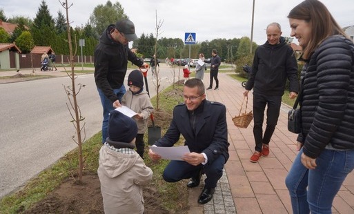 Zdjęcie do 10. EDYCJA &bdquo;ALEI DZIECI&rdquo; &ndash; 326 DRZEWEK!&nbsp;
